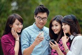Đại gia 8X chi 3 tỷ đồng mua sim 0933999999 Đại gia 8X chi 3 tỷ đồng mua sim 0933999999