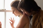Tôi suýt gọi tên anh khi ân ái với chồng Tôi suýt gọi tên anh khi ân ái với chồng