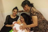 Trang Nhung sinh con gái gần 4 kg Trang Nhung sinh con gái gần 4 kg