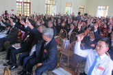 Cán bộ đánh bạc nhưng vẫn được làm đại biểu chính thức Cán bộ đánh bạc nhưng vẫn được làm đại biểu chính thức