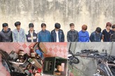 Rượu thâu đêm, hàng chục trai làng đối mặt vòng lao lý Rượu thâu đêm, hàng chục trai làng đối mặt vòng lao lý