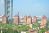 Cuộc sống thiên đường bên trong ngôi làng giàu nhất Trung Quốc Cuộc sống thiên đường bên trong ngôi làng giàu nhất Trung Quốc