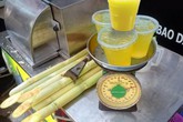 Nước mía bán theo lít ở Hà Nội Nước mía bán theo lít ở Hà Nội