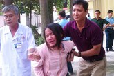 Người thân 4 quân nhân hy sinh đau đớn tại nhà tang lễ Người thân 4 quân nhân hy sinh đau đớn tại nhà tang lễ