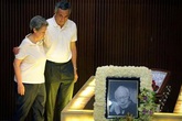 Những lời tạm biệt nghẹn ngào của gia đình với ông Lý Quang Diệu Những lời tạm biệt nghẹn ngào của gia đình với ông Lý Quang Diệu