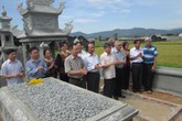 Đất học Cẩm Xuyên: Nghĩa cử cao đẹp của tình thầy trò Đất học Cẩm Xuyên: Nghĩa cử cao đẹp của tình thầy trò