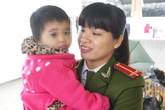 Xuân của những đứa trẻ theo mẹ vào trại Xuân của những đứa trẻ theo mẹ vào trại