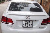 Hai xe xịn xài chung một biển số Hai xe xịn xài chung một biển số