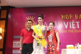 Huyền My: 'Mong bố mẹ bớt quản lý chặt' Huyền My: 'Mong bố mẹ bớt quản lý chặt'