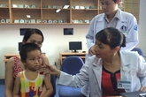 3 lần mổ truy tìm dị vật ở hốc mắt bé trai 3 lần mổ truy tìm dị vật ở hốc mắt bé trai