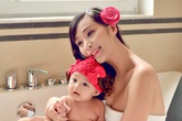 Lê Kiều Như khoe con gái 5 tháng bụ bẫm Lê Kiều Như khoe con gái 5 tháng bụ bẫm