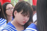 Xúc động nữ sinh 12 kể về mẹ khiến cả trường rớt nước mắt Xúc động nữ sinh 12 kể về mẹ khiến cả trường rớt nước mắt