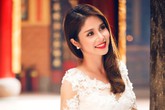 Bà xã Phan Thanh Bình e ấp trong tà áo dài Bà xã Phan Thanh Bình e ấp trong tà áo dài