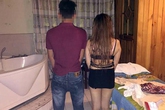 Nữ nhân viên massage dạy nhau 'chiều' khách, kiếm tiền bo Nữ nhân viên massage dạy nhau 'chiều' khách, kiếm tiền bo