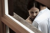 Có chồng nhưng khó sống thiếu người tình 'sở khanh' Có chồng nhưng khó sống thiếu người tình 'sở khanh'