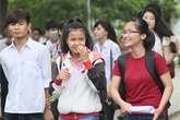 "Trước giỏi thế mà giờ lại làm công nhân thôi à?" "Trước giỏi thế mà giờ lại làm công nhân thôi à?"
