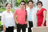 Chuyện ít biết về 3 bà mẹ và 15 anh chị em của Bằng Kiều Chuyện ít biết về 3 bà mẹ và 15 anh chị em của Bằng Kiều
