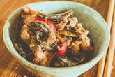 Cá cơm kho cho cơm nóng thêm ngon Cá cơm kho cho cơm nóng thêm ngon