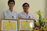 Hai bác sĩ tình nguyện hiến máu cứu sản phụ ở Đà Nẵng Hai bác sĩ tình nguyện hiến máu cứu sản phụ ở Đà Nẵng