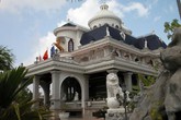 Ngắm tòa lâu đài châu Âu của đại gia Hải Phòng Ngắm tòa lâu đài châu Âu của đại gia Hải Phòng