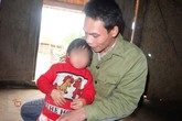 Người chồng đau khổ vì mẹ mất, vợ vướng vòng lao lý Người chồng đau khổ vì mẹ mất, vợ vướng vòng lao lý