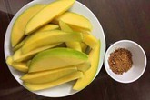 Dân Hà thành phát cuồng với xoài lạ nặng 2kg/quả Dân Hà thành phát cuồng với xoài lạ nặng 2kg/quả
