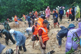Thành lập 21 đội y tế sẵn sàng ứng cứu cho Quảng Ninh Thành lập 21 đội y tế sẵn sàng ứng cứu cho Quảng Ninh