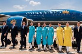 "Loạn" đồng phục tiếp viên Vietnam Airlines "Loạn" đồng phục tiếp viên Vietnam Airlines