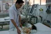 Bé 2 tuổi nguy kịch vì sặc thạch rau câu Bé 2 tuổi nguy kịch vì sặc thạch rau câu