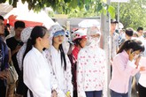 Kỳ thi THPT Quốc gia 2015: Con trẻ đi thi, mẹ cha phát sốt Kỳ thi THPT Quốc gia 2015: Con trẻ đi thi, mẹ cha phát sốt