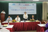 Giả khách VIP để lấy trộm đồ trên máy bay Giả khách VIP để lấy trộm đồ trên máy bay