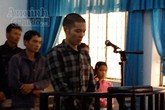Bé gái 9 tuổi bị bạn của bố dụ vào rừng cao su hãm hiếp Bé gái 9 tuổi bị bạn của bố dụ vào rừng cao su hãm hiếp
