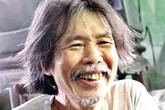 Chuyện nhà thơ có nhiều đồ cổ, tranh quý mà vẫn “nghèo” Chuyện nhà thơ có nhiều đồ cổ, tranh quý mà vẫn “nghèo”