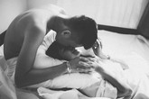 Nhân vật chính nói gì về bộ ảnh đôi bạn thân nhưng tình cảm như... người yêu? Nhân vật chính nói gì về bộ ảnh đôi bạn thân nhưng tình cảm như... người yêu?