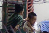 Người trong cuộc nói gì về clip bạo hành trẻ nhiễm HIV đang gây phẫn nộ? Người trong cuộc nói gì về clip bạo hành trẻ nhiễm HIV đang gây phẫn nộ?
