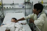 Cháu bị sốt, bà ngoại cho uống nhầm thuốc chuột Cháu bị sốt, bà ngoại cho uống nhầm thuốc chuột