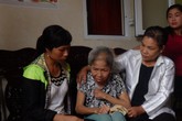 Chuyến đi định mệnh của ông bố chồng tật nguyền Chuyến đi định mệnh của ông bố chồng tật nguyền