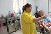 Cảm động câu chuyện nghề ô sin bệnh viện Cảm động câu chuyện nghề ô sin bệnh viện
