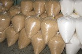 Cảnh giác với loại đường vàng óng, có mùi thơm Cảnh giác với loại đường vàng óng, có mùi thơm
