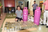 Vỏ bọc hoàn hảo của ông trùm tàng trữ gần 500 bánh heroin Vỏ bọc hoàn hảo của ông trùm tàng trữ gần 500 bánh heroin