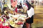 Trẻ mất ngủ với đồ hóa trang Halloween kinh dị Trẻ mất ngủ với đồ hóa trang Halloween kinh dị