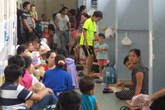 TP Hồ Chí Minh: Một buổi sáng, 2.000 trẻ nhập viện TP Hồ Chí Minh: Một buổi sáng, 2.000 trẻ nhập viện