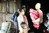 Xót xa chuyện ăn lá ngón tự tử vì bị ngăn kết hôn Xót xa chuyện ăn lá ngón tự tử vì bị ngăn kết hôn