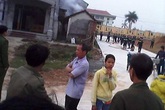 Căm phẫn con trai nát rượu chém mẹ tật nguyền Căm phẫn con trai nát rượu chém mẹ tật nguyền