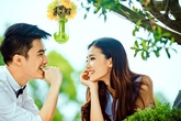 Bỗng dưng chồng sắp cưới có tình ý với em họ Bỗng dưng chồng sắp cưới có tình ý với em họ
