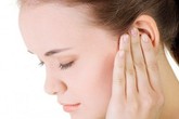 Vành tai tự nhiên sưng phù là bệnh gì? Vành tai tự nhiên sưng phù là bệnh gì?