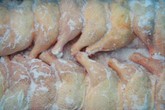 Phát hiện hóa chất bảo quản gây ung thư trong thịt gà đông lạnh Phát hiện hóa chất bảo quản gây ung thư trong thịt gà đông lạnh