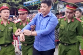 Đoạt mạng chị gái vì bị đuổi khỏi nhà Đoạt mạng chị gái vì bị đuổi khỏi nhà