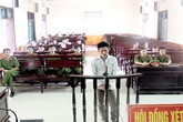 Cha dượng đồi bại hiếp dâm con riêng của vợ đến có thai Cha dượng đồi bại hiếp dâm con riêng của vợ đến có thai