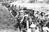 Thâm cung bí sử (74 - 10): Cuộc chiến sinh tử Thâm cung bí sử (74 - 10): Cuộc chiến sinh tử